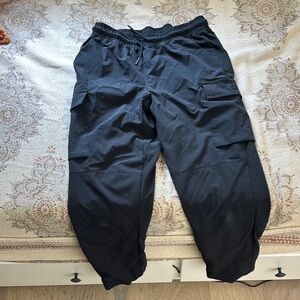 Old Navy Black Cargo Pants Relaxed Fit